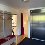 Petitchevrier - 6br Spacious In Villars - Designed For Accessibility Ollon